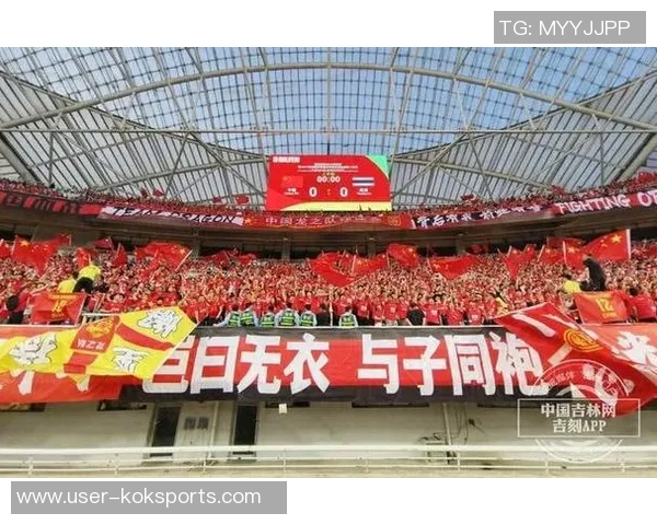 姚明奥尼尔韦德卡特齐聚中国赛现场引发球迷热议 姚明奥尼尔韦德卡特齐聚中国赛现场引发球迷热议